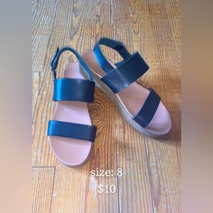 Sandals, size 8.
